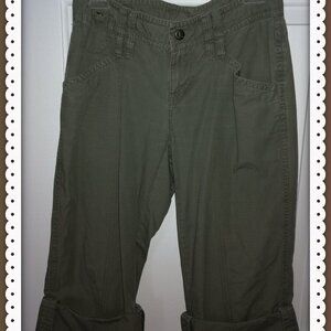 The North Face Women's Convertible Hiking Pants Convert To Capris Olive Size 4